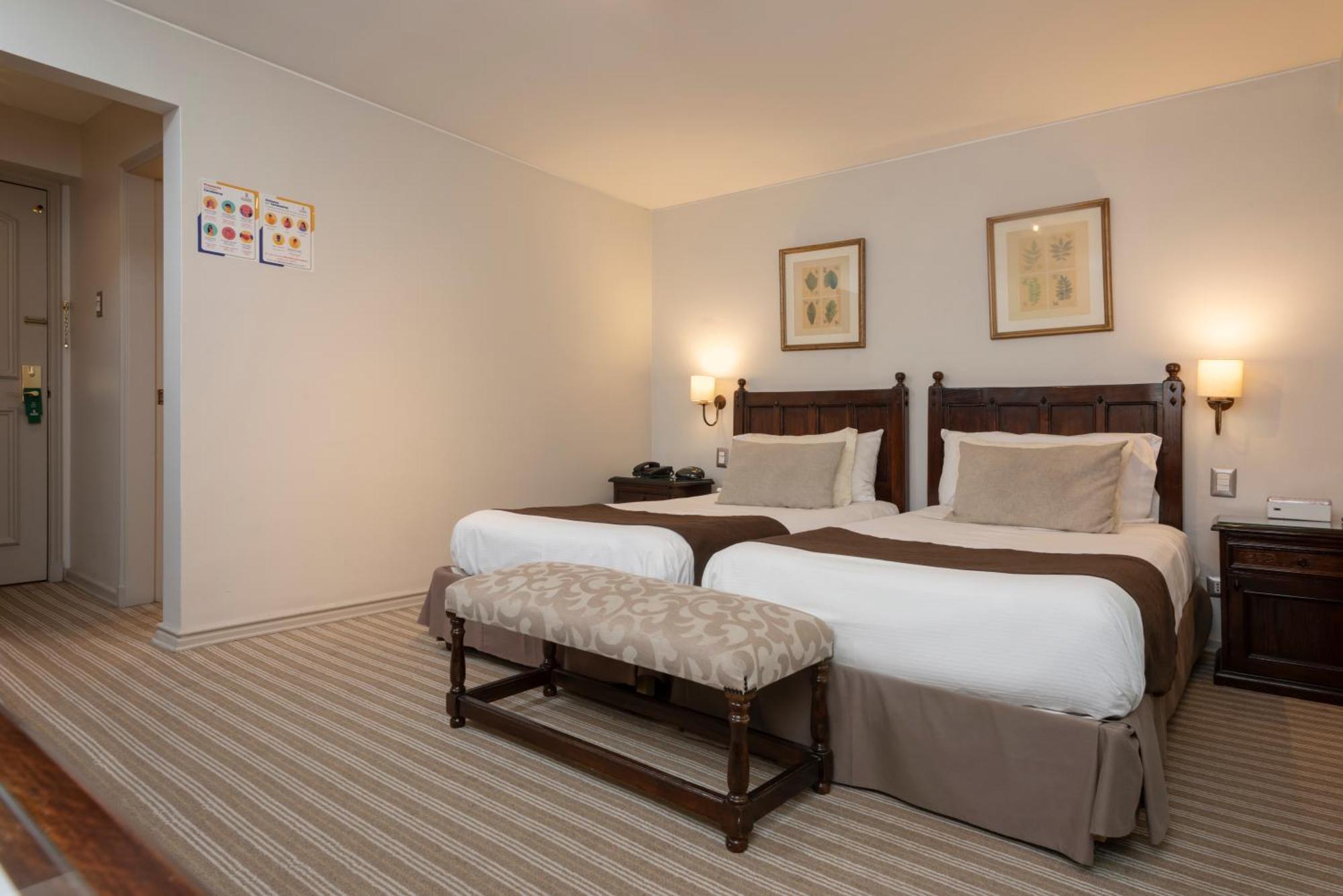 Teclados Hotel Santiago Kültér fotó